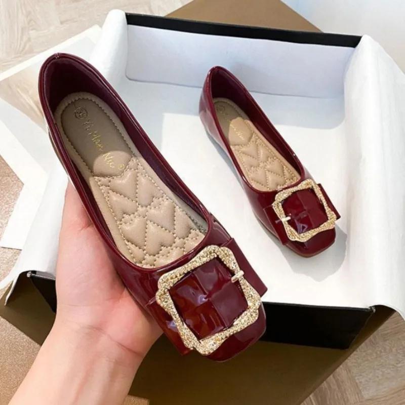 Fashion Low Heel Elegant Shoes for Women Party Moccasins Leather Casual Black Woman Flats Young Cheap Clearance Lastest Fashionable Chic