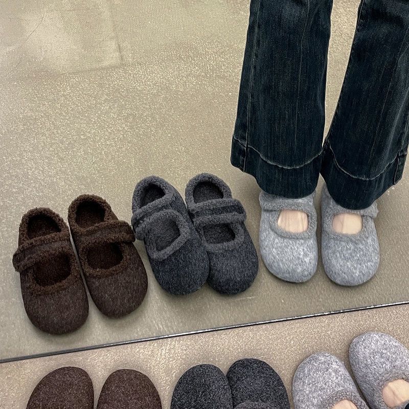 Single shoes with Mary Jane shoes, cotton shoes, skirts, warm soft soles, women's velvet inner height increase, fluffy shoes inner height increase