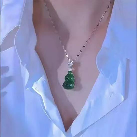 Elegant Ruyi Gourd Necklace for Women - Versatile, Fashionable, Clavicle Chain, Light Luxury, High-End Feel
