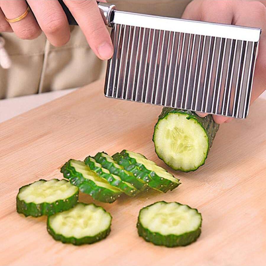 1PC Stainless Steel Undulating Potato Knife Multi-functional Kitchen Household Spike Potato Knife Fancy Knife Vegetable Slicer