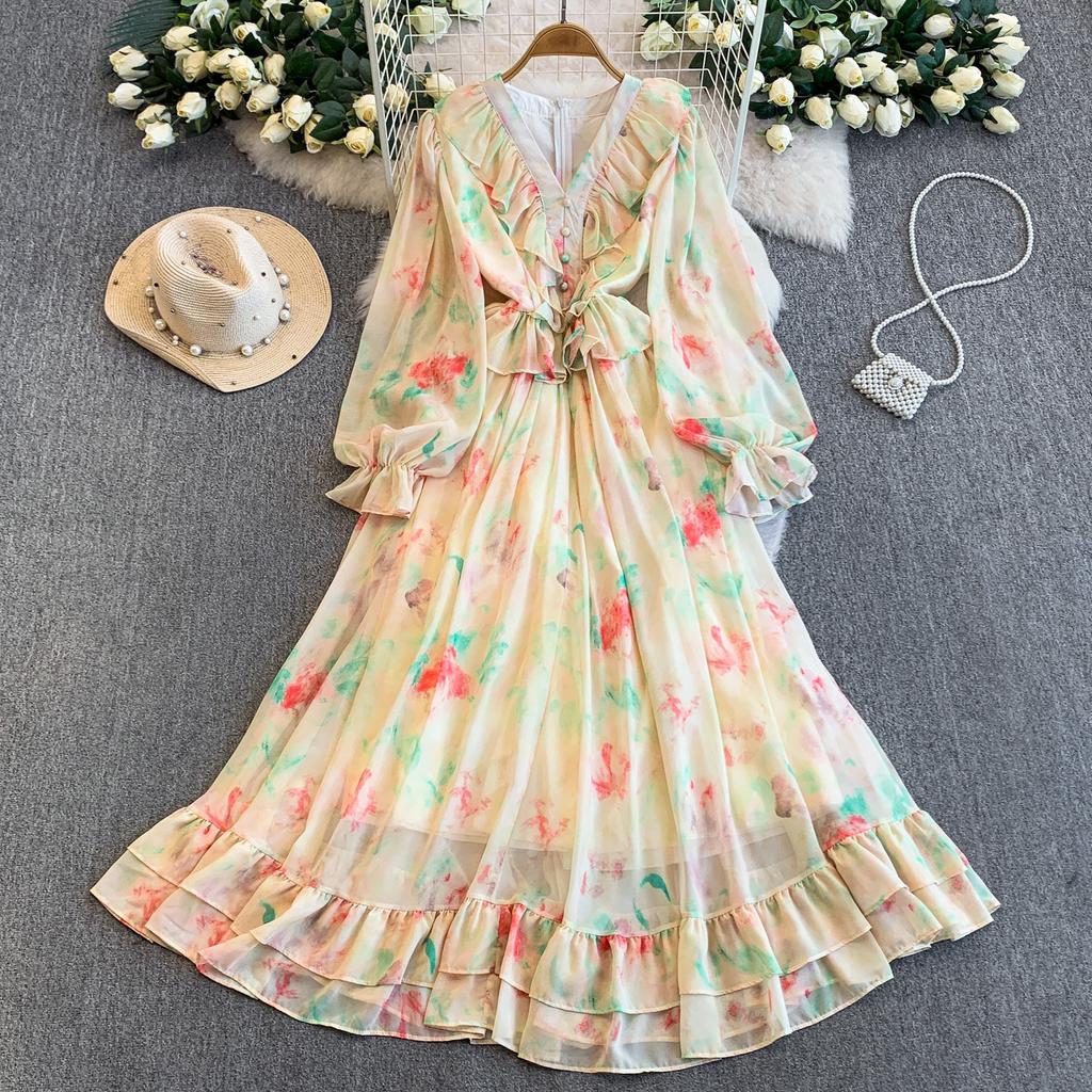 French niche gentle wind temperament V-neck dress women's autumn and winter design waist thin big swing ruffle edge dress