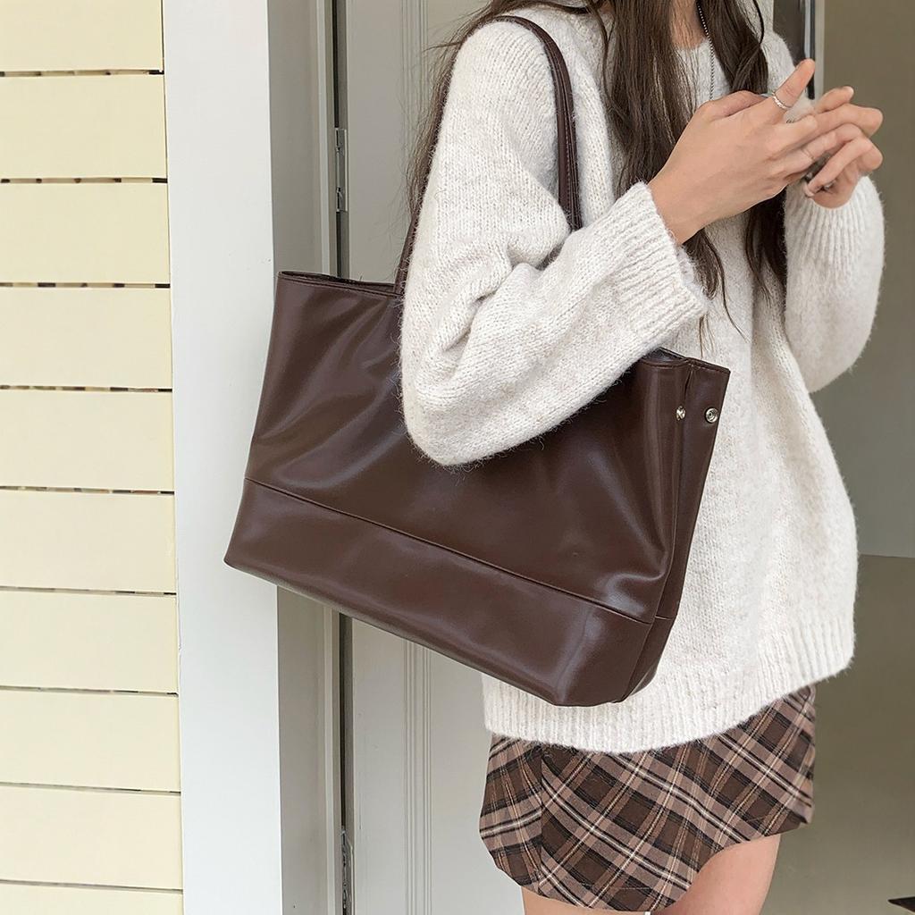 Simple Soft Leather Sense Shoulder Commuter Bag Retro Coffee Color Work Casual Underarm Tote Bag Woman