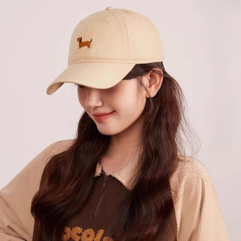 Dachshund Dog Embroidered Baseball Hats Universal Cotton Sun Hat Fashionable and Versatile Outdoor Trip Baseball Hat