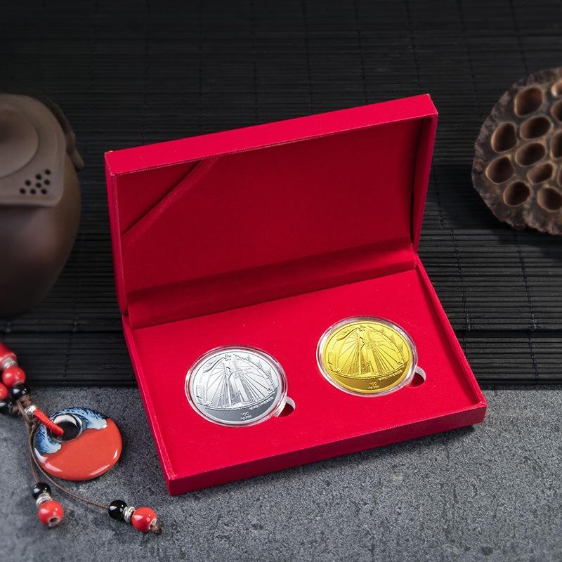The opening of the Zhuhai Hong Kong Macau Bridge, commemorative coins, couplets, gold and silver medals, and collectible gifts