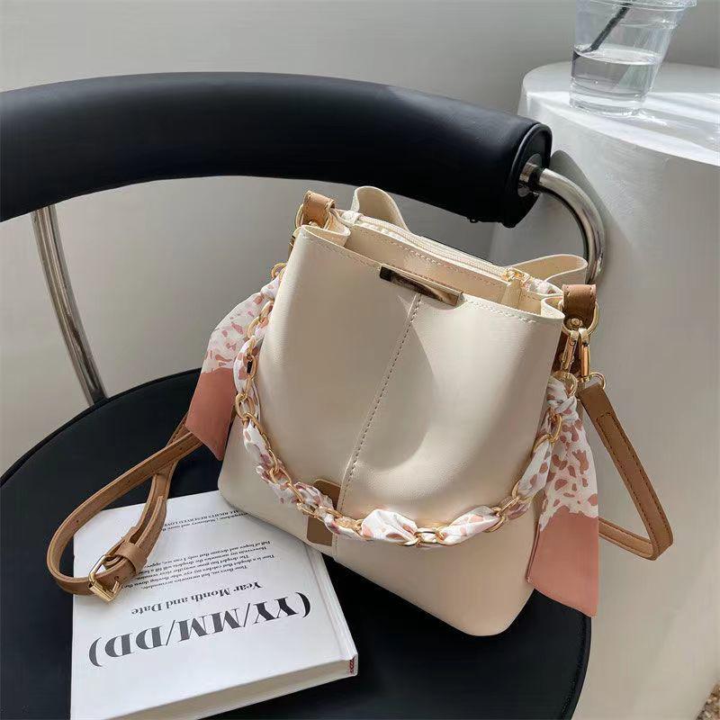 ZZZZ Sac bandoulière pour femme texturé grande capacité - Sac à épaule de niche mode été 2024