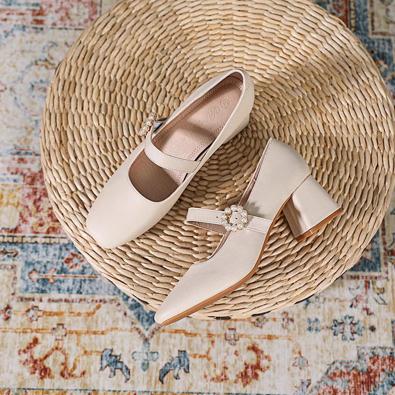 Mary Jane Shoes Year-Old Leather Versatile Square Head Evening Shoes Gentle Wind Low Heel Thick Heel Fairy Single Shoes Female