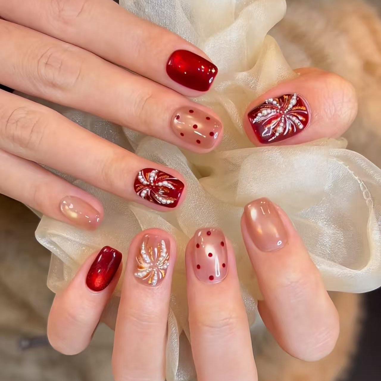 2026 New Cat Eye Style Detachable Red Firework Manicure Fake Nails Bagged XS