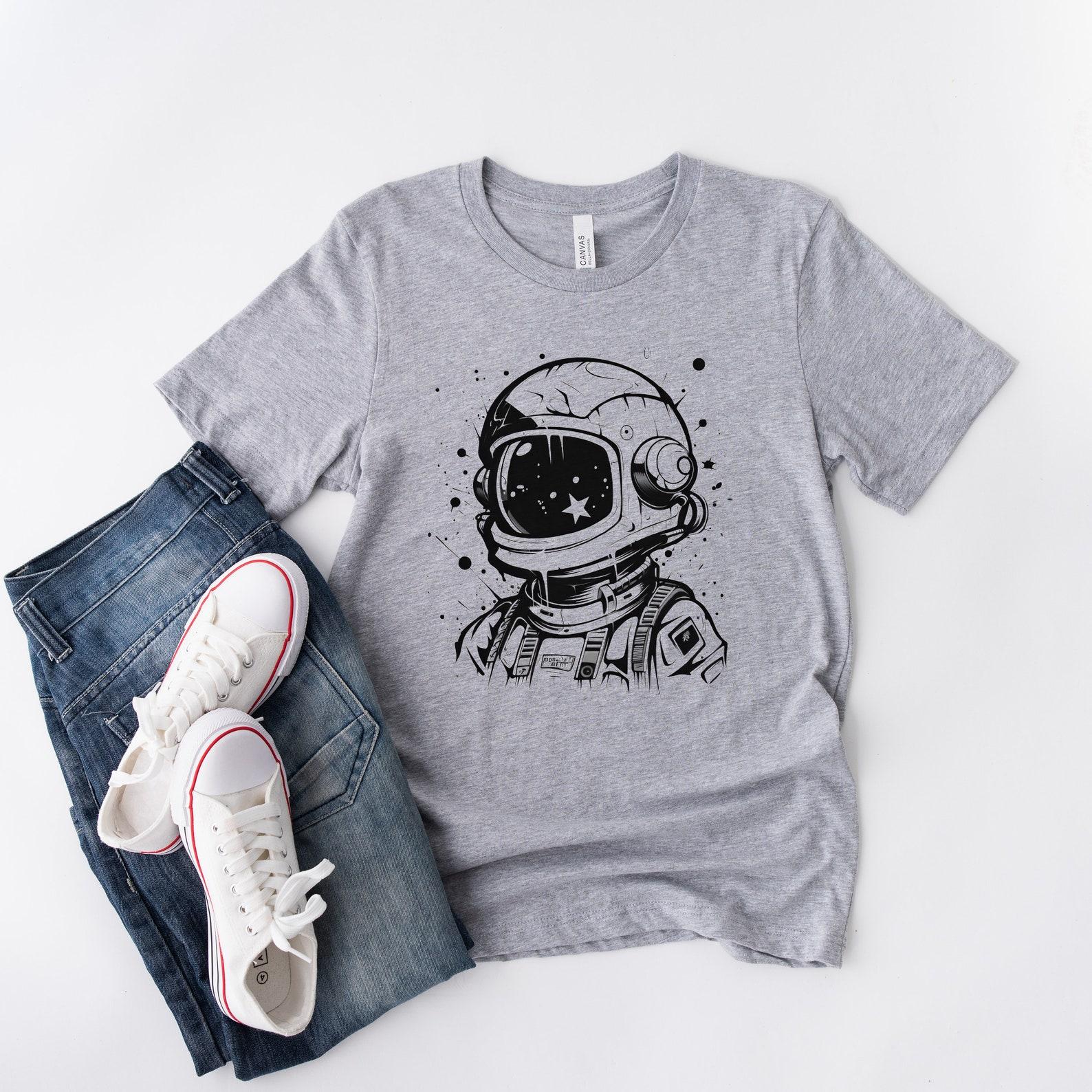 Astronaut Graphic T-Shirt, Space Galaxy Tee M