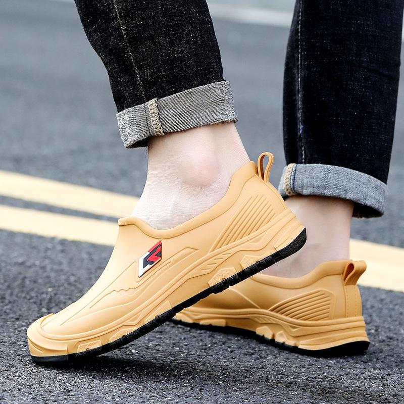 Low-top Men's Rain Shoes Outdoor Waterproof Lazy One-pedal Men's Galoshes PVC Lightweight Non-slip Men's Rubber Shoes Water Shoes