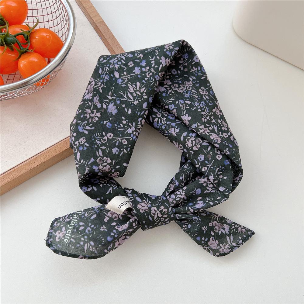 Korean literary and artistic decoration small silk scarf Korean version fashionable versatile spring and summer fresh and breathable cotton and