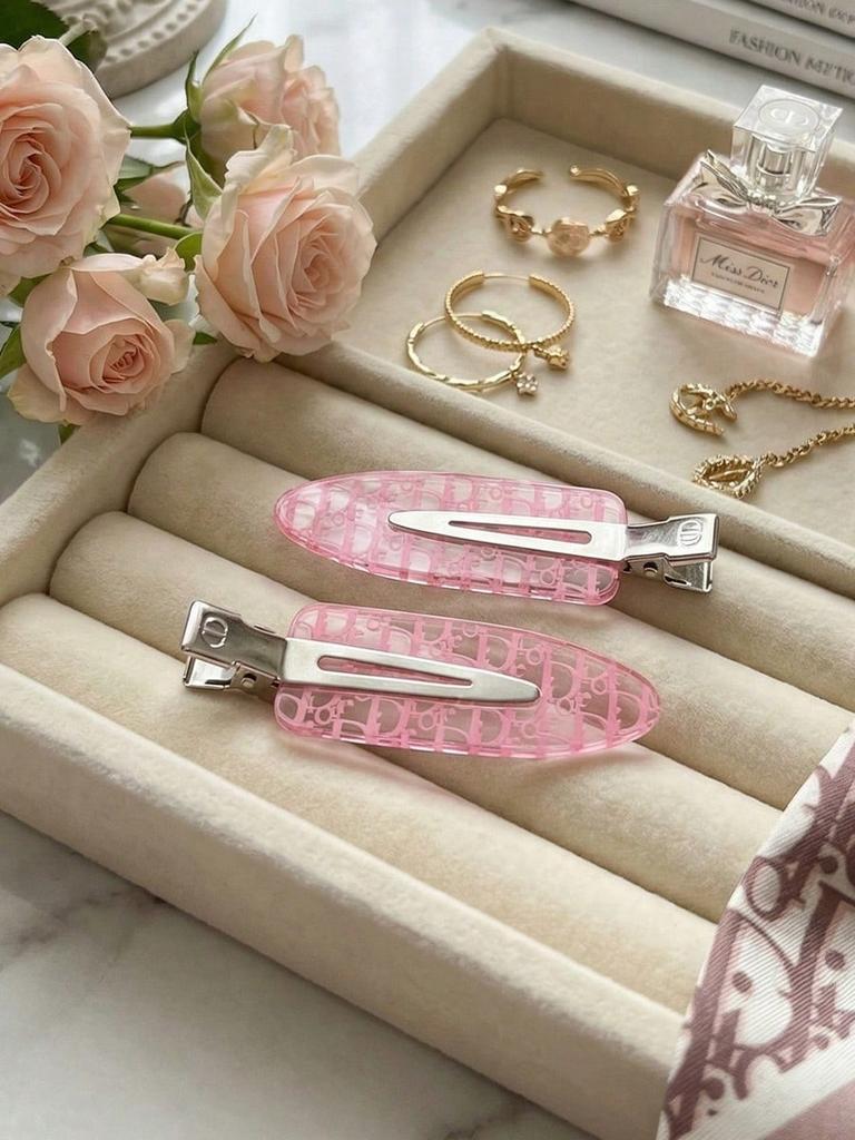 Dior 2 Pièces Pince à Cheveux Transparente Rose avec Logo Barrettes Alligator en Métal Mode Accessoires Cheveux pour Femmes Franges Décor Quotidien