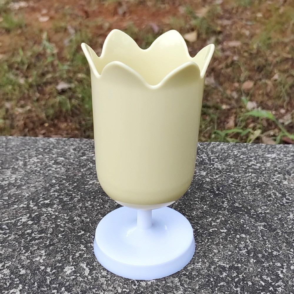 Multi-functional Plastic Pen Holder Tulips Shape Desktop Organizer Storage Bucket Makeup Brush Holder Gift