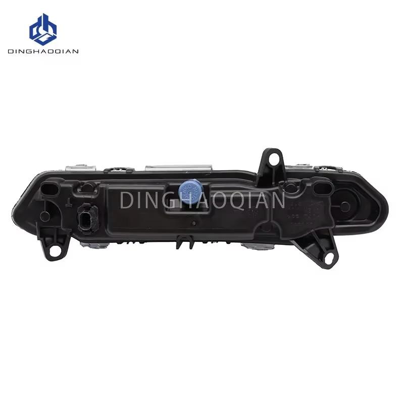 For Mercedes BENZ S-Class W221 S350 S500 C250 C300 2009-2013 Front Bumper LED DRL Daytime Driving Running Lamp Fog Light