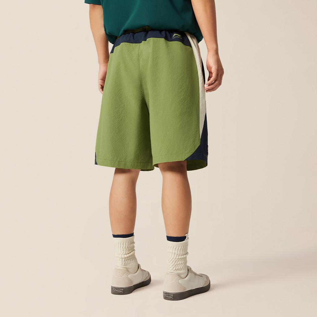 Li Ning Sports Lifestyle Series Casual Comfortable Versatile Sports Shorts Men Shorts Grasshopper-Green AKSV297-3