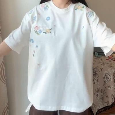Embroidery Style Women's T-shirt Round Neck Loose Floral Pattern Ladies T-shirts Casual Comfortable Famale Short Sleeved Top