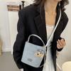 Urban Minimalist Synthetic Leather Water Bucket Bag For Daily Use