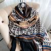 Luxury Brand Autumn and Winter Women New Style Fashion Color Matching Print Silk Scarf Lady Popular Headcloth Beach Shawl