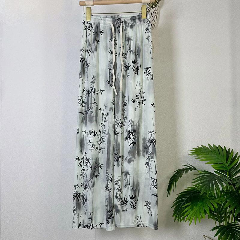 

Лето 2025 г. Широкие шелковые брюки с цепочкой и бабочкой в форме сердца - повседневная женская мода One Size (40-75 kg)