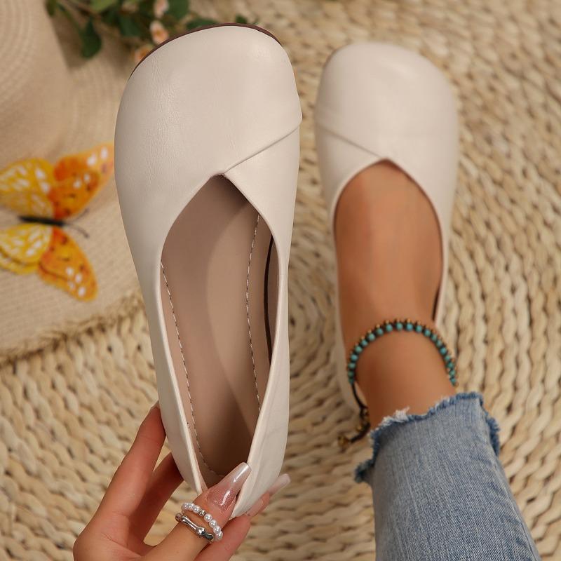 Mom shoes single shoes comfortable soft bottom flat bottom middle and old women's shoes soft leather non-slip grandma leather shoes spring and autumn