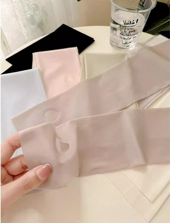 Ultra-Thin Ice Silk Cooling Sun Protection Sleeves – Seamless, Breathable & Elastic One Size