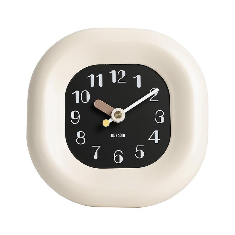 Decorative Items for the Home Living Room Entrance, Office Desk Accessories, Creative Cream Style Wall Clocks