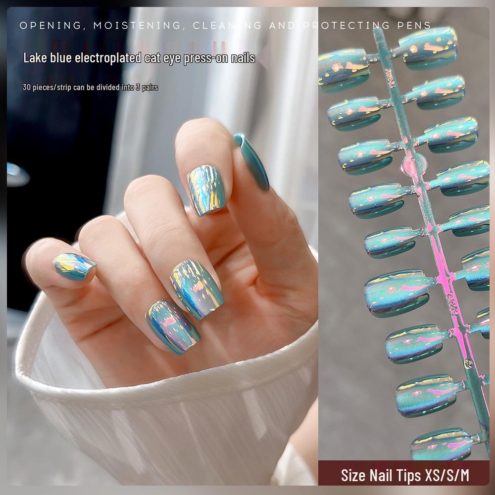 Aurora Electroplating Cat s Eye Nail Set - 30 Wearable Pieces for Nail Art