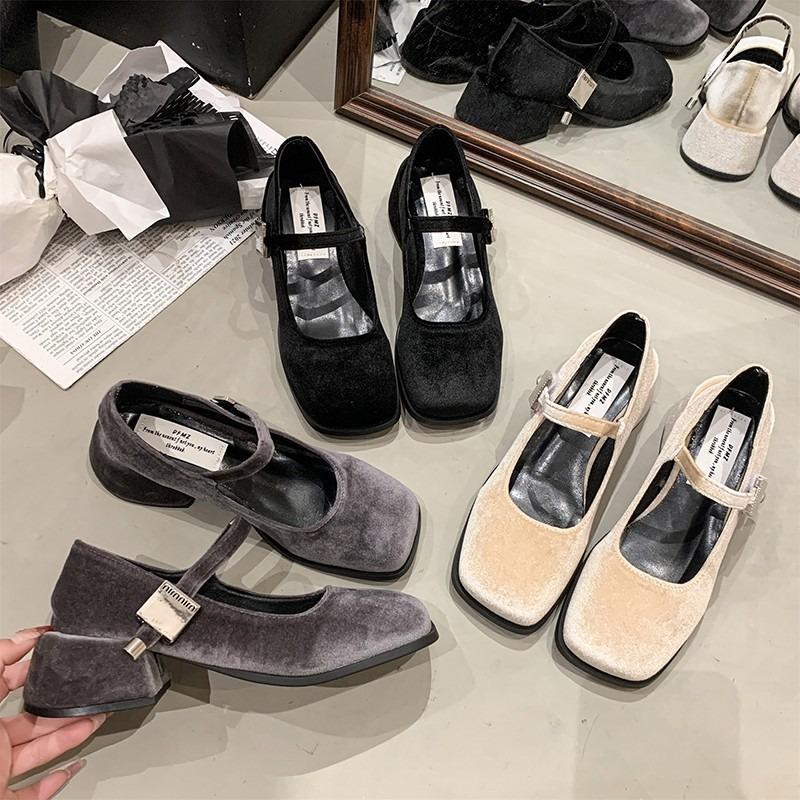 Mary Jane shoes women's thick heel grandma shoes early spring and autumn new square head velvet high heels one-word single shoes