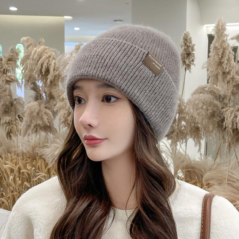 Thickened Knitted Wool Hat Women's Winter Warm Plush Pullover Hat Cold and Windproof Confinement Baotou Hat Cold Hat