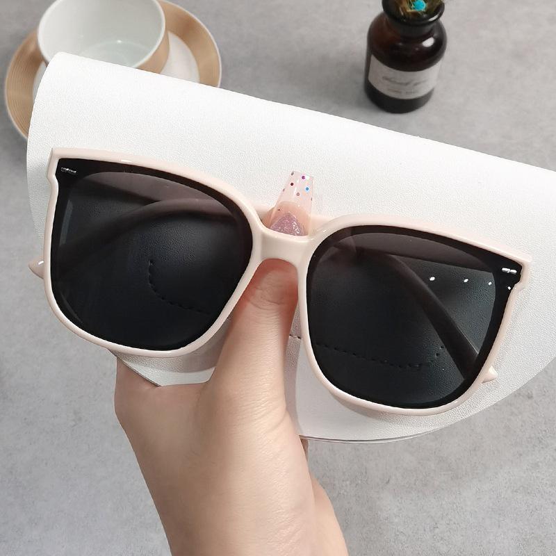 

Солнцезащитные очки Мужские модные солнцезащитные очки того же стиля Женские ретро и тонкие очки с защитой от ультрафиолета