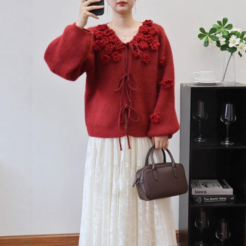 Heavy Industry three-dimensional flower knitted cardigan autumn and winter new lace-up loose gentle wind sweater jacket women