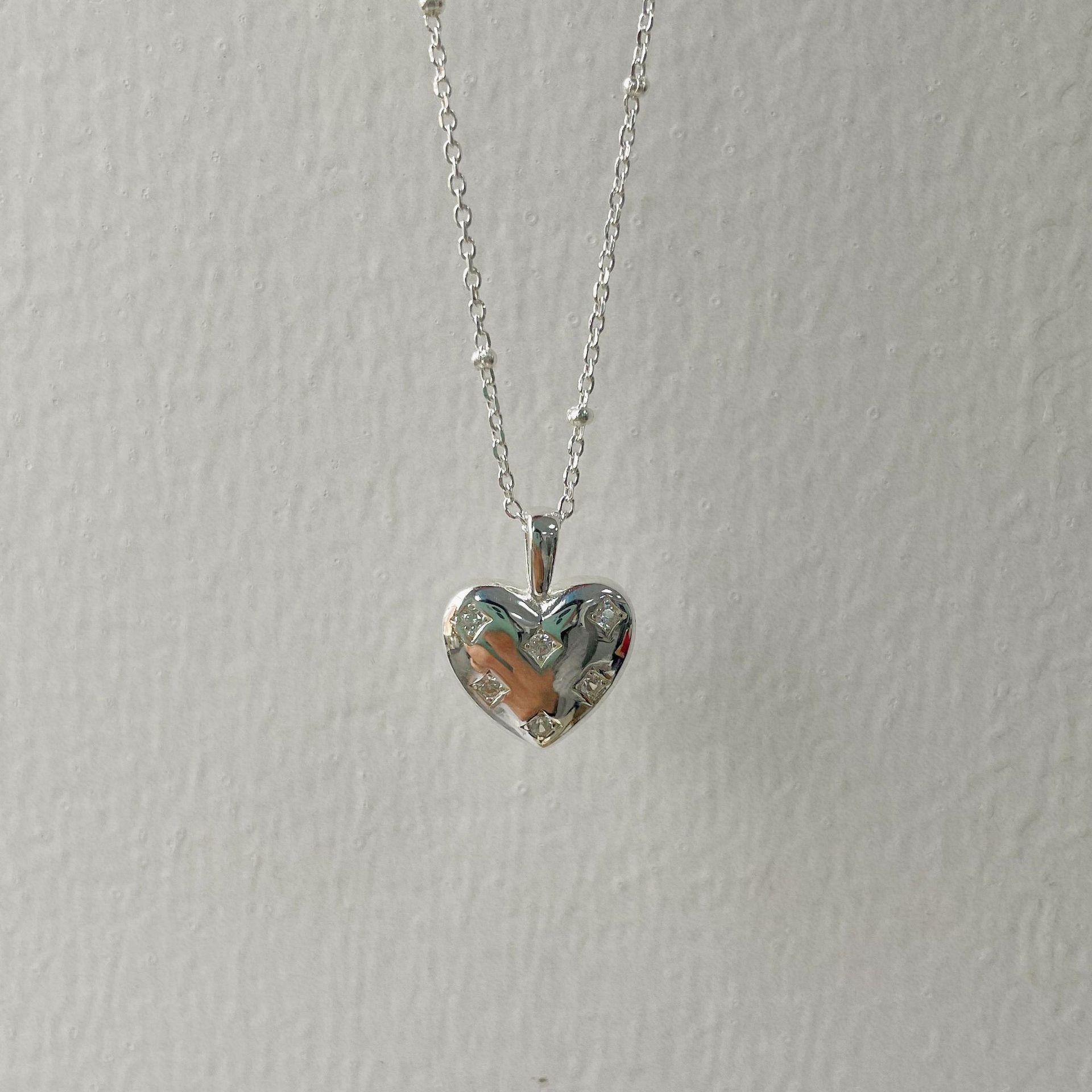 

Europe, America and South Korea Korean version S925 necklace ins zirconium love necklace simple Internet celebrity necklace tide 925 sterling silver