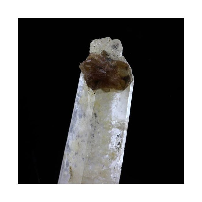 Pierres et Minéraux. Bastnäsite + Quartz. 21.0 ct. Trimouns Talc Mine, Ariège, France..