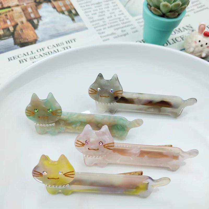 

YHJ 2023 Acetate Cat Hair Clip - Cartoon Short-Legged Alligator Clip for Bangs and Sides