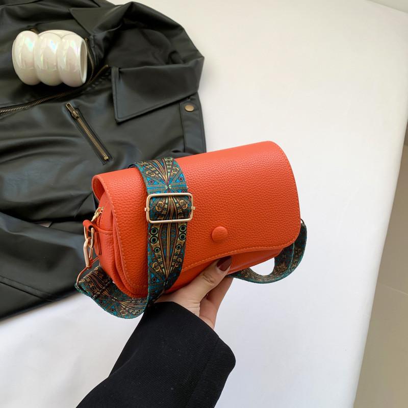 Trendy Retro Shoulder Bag 2024 Minimalist Casual Small Square Bag For Women оранжевый