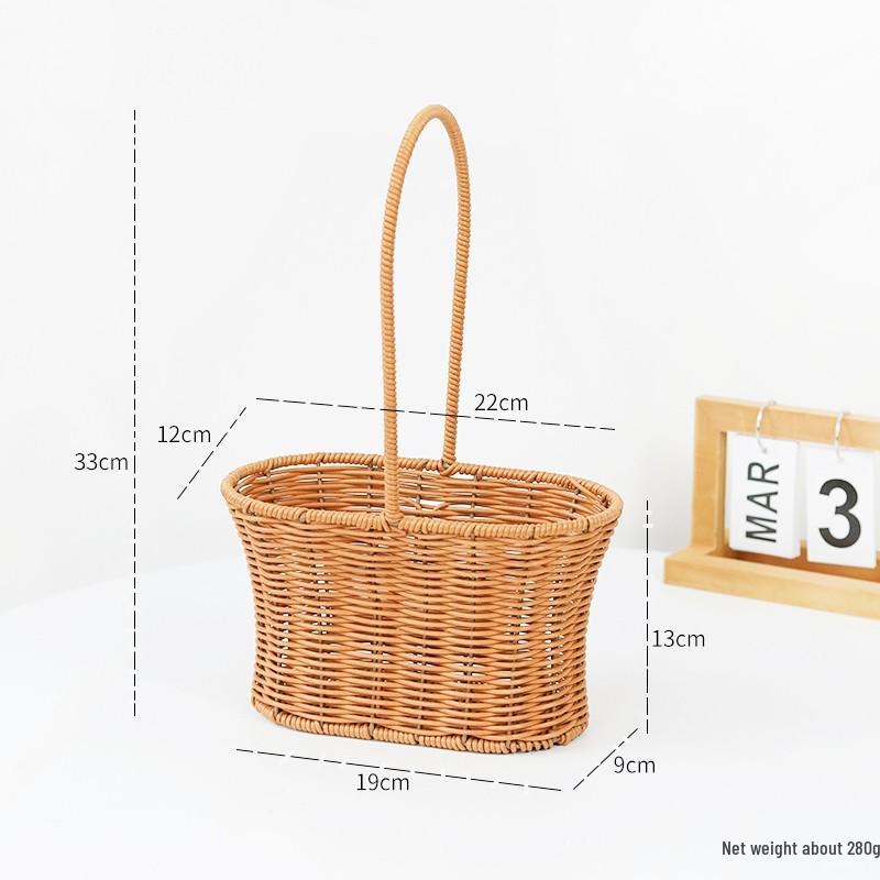 Handheld Woven Rattan Basket: Ideal for Flowers, Fruit, Gifts, Storage, and Souvenirs - Perfect for Flower Shops and Children's Day Celebrations.