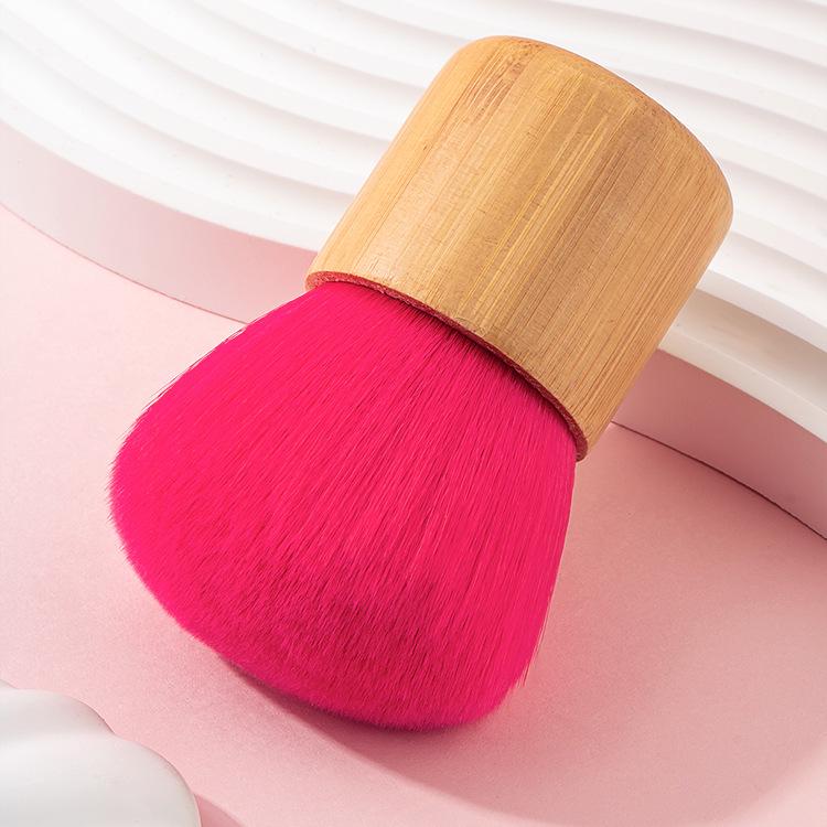 

Bamboo Handle Red Hair Makeup Brush: Portable, Round, Loose Powder Brush