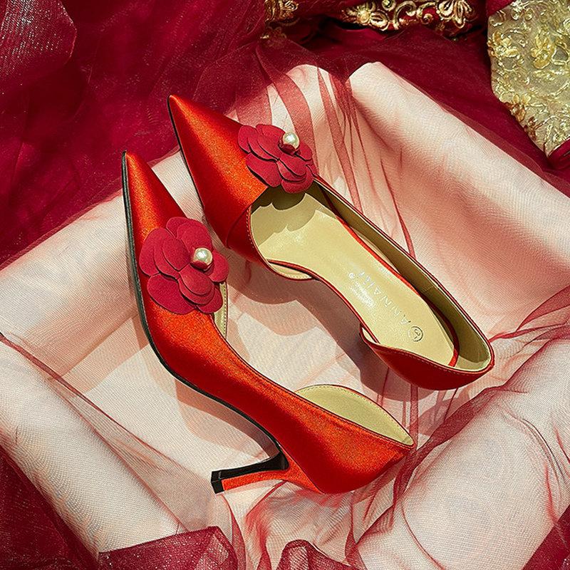Fashion French Wedding Shoes Senior Sense 2024 New Camellia High Heels Female Wedding Dress Banquet Red Bridal Shoes