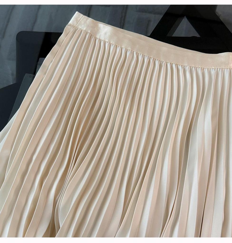 Elegant Summer Dress Set: Slimming, Off-Shoulder Short Sleeve Top with a Beautiful Pleated Midi Skirt for Women