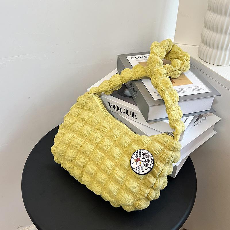 Today's Popular Cloud Puff Bag Girl Fashion Pleated Shoulder Bag Simple Solid Color Student Portable Underarm Bag