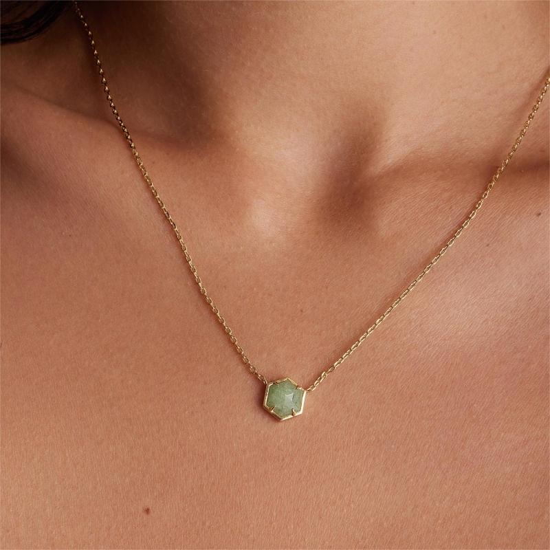 Women's Dainty Chain Necklace with Gemstone Pendant Fashion Choker Style