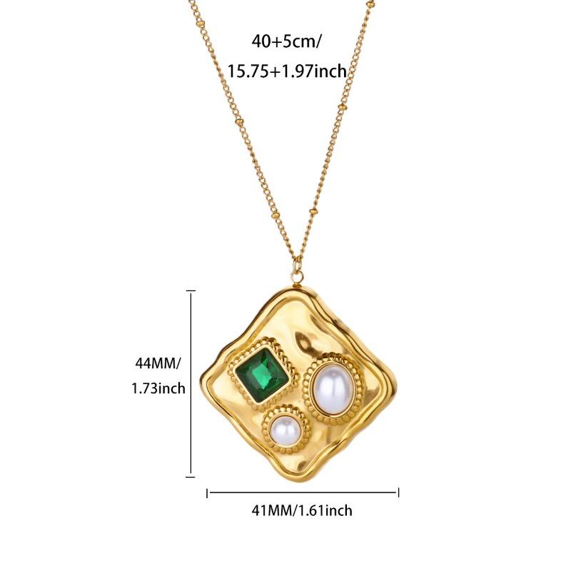 

Court style medieval sun square geometric necklace retro light luxury high-end pearl niche design item decoration