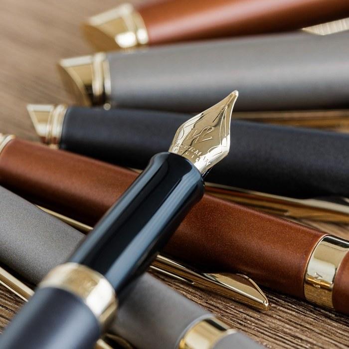 WATERMAN Metropolitan Essential Fountain Pen (Copper Red GT, Fine Nib) Gift Boxed