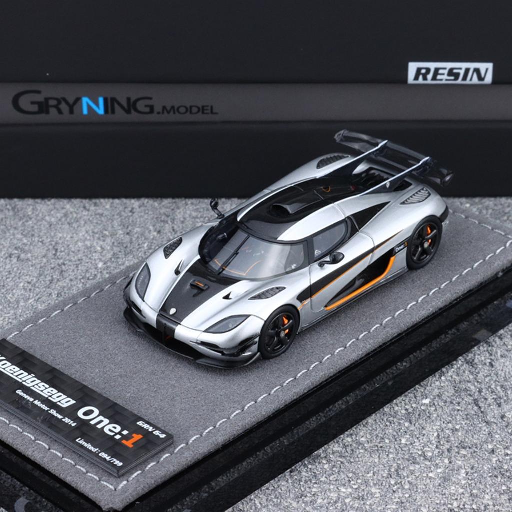 1:64, One:1 Glossy Silver/matte Blue, High-grade Resin Static Miniature Simulation Car Toy Model, Boy Collection Ornament.