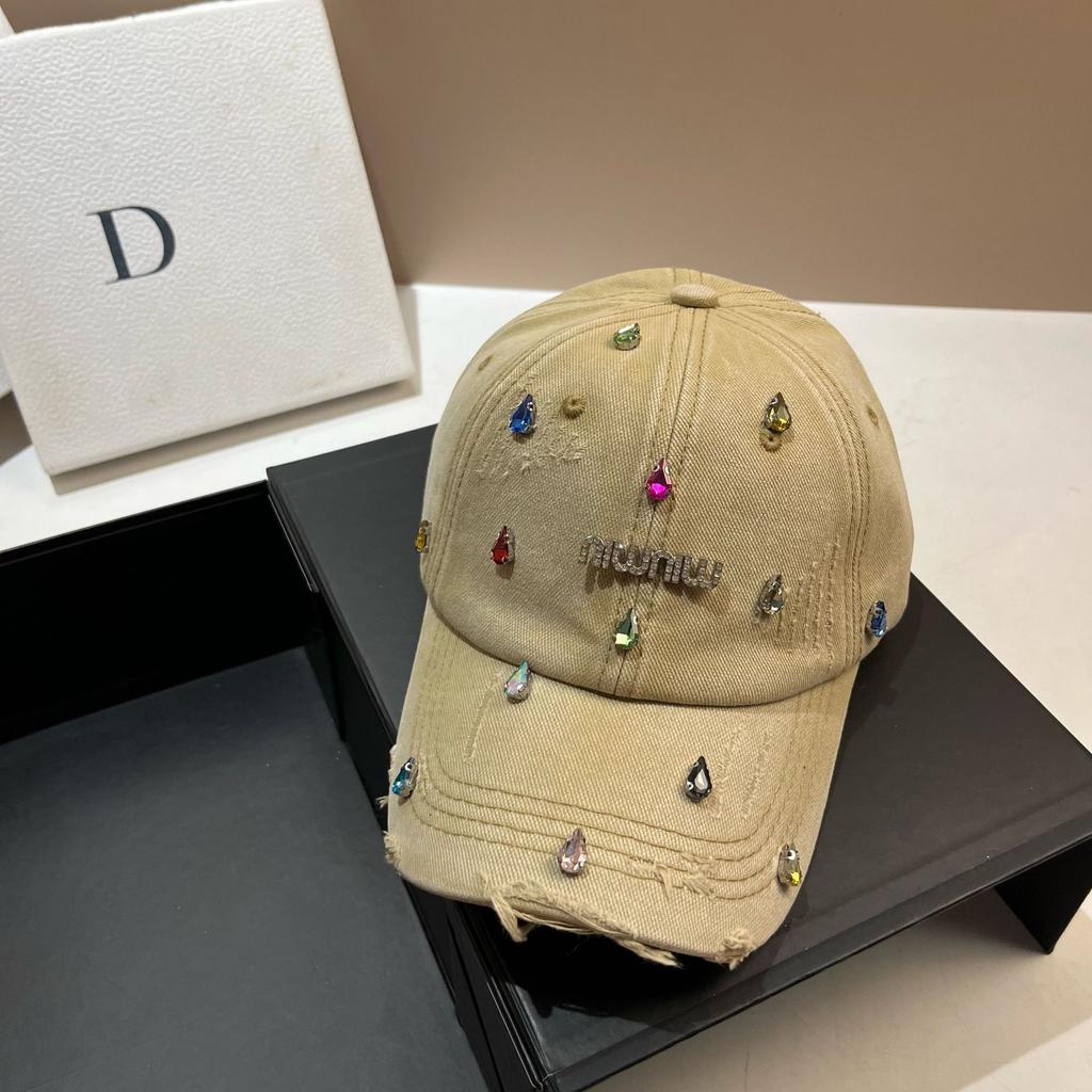 Heavy Industry Light Luxury Color Rhinestone Min Baseball Cap, Personalized Niche Hole Washed Sports Cap