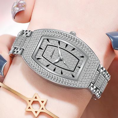 New Luxury Exquisite Women Quartz Watch Business Fashion Casual Round Rhinestone Quartz Watch For Friends Family