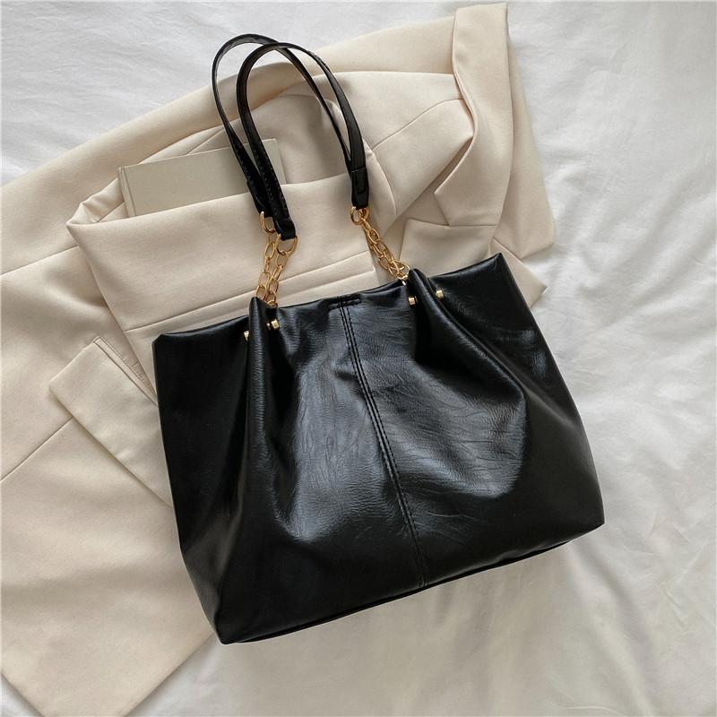 Soft texture women's bag 2025 new fashion leisure chain shoulder bag large capacity commuter bag tote bag tide