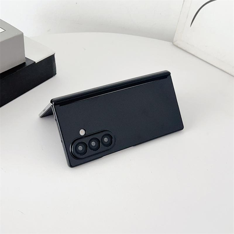 Pure Color Matte Skin Metallic Paint Protective Case for Samsung Galaxy Z Fold 7 Heinge Protection Case