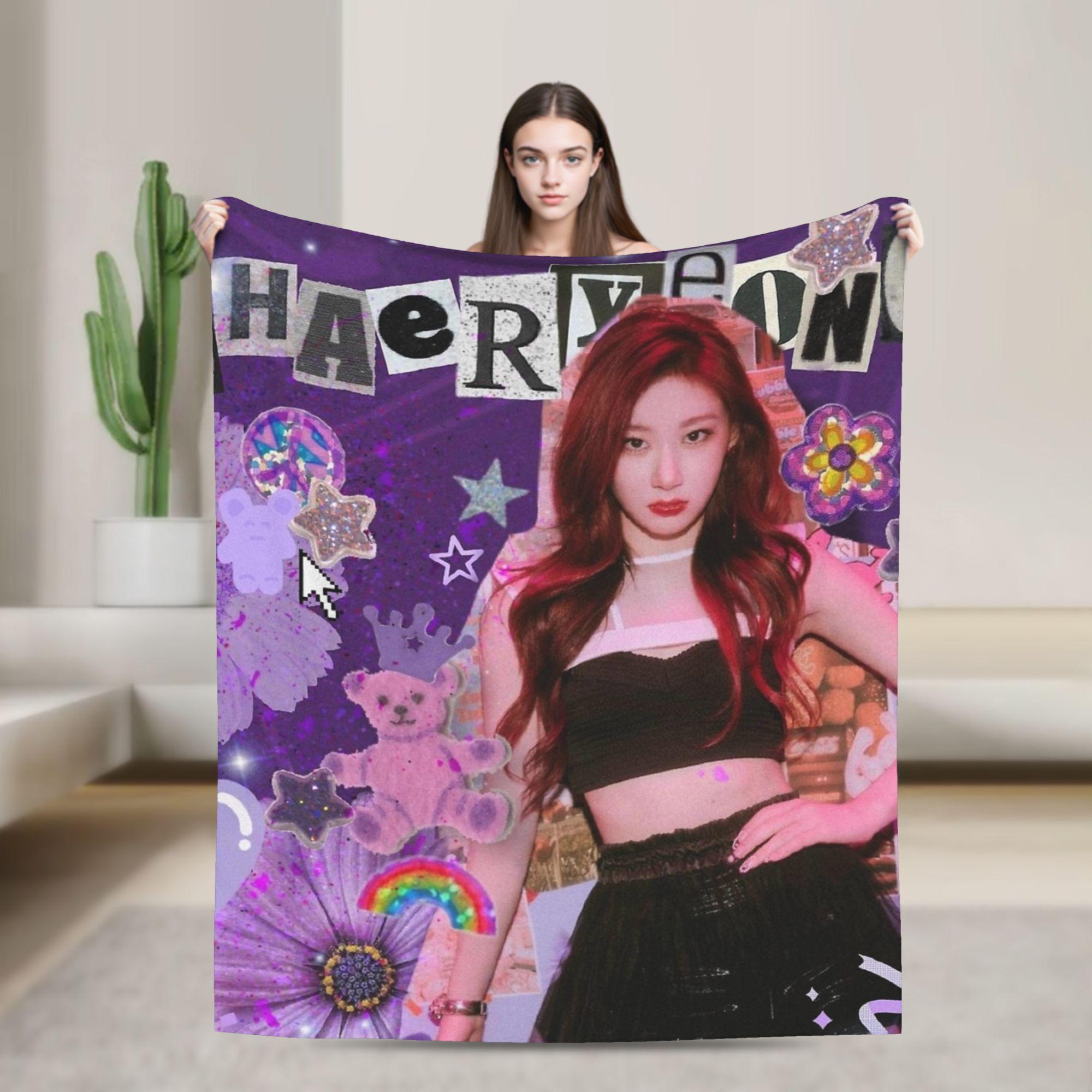 ITZYS GOLD IMAGINARY FRIEND LIA MIDZY Blankets  Funny Plush Throw Blanket For Girls Boys Couch Bed Flannel Bedspread Bed Cover 75x90cm