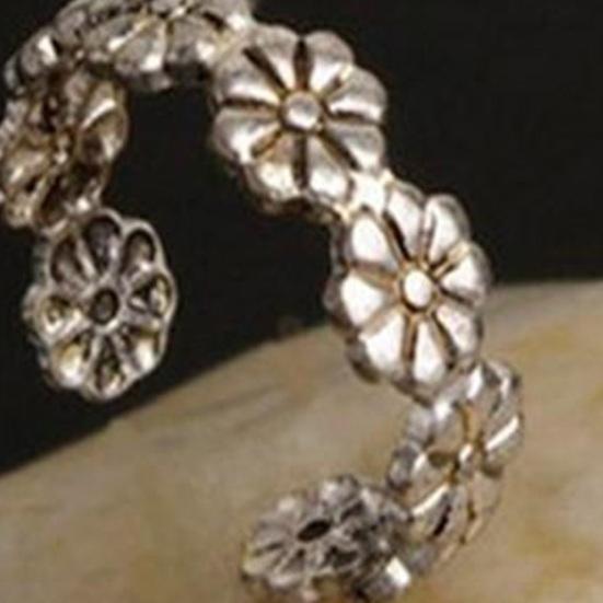 2Pcs Foot Ring Comfortable Alloy Joint Rings with Exquisite Flowers Adjustable Opening Design Electroplated