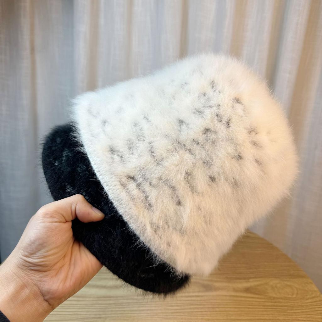 Autumn and Winter New Plush Fisherman Hat for Women Without Makeup To Cover Face Keep Cold and Warm Show Face Small Basin Hat Trendy